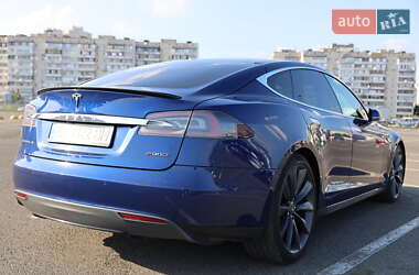Хэтчбек Tesla Model S 2016 в 