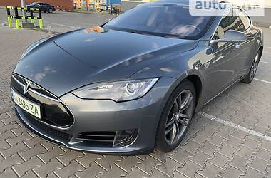 Tesla Model S 2013 Tesla Model S 2013