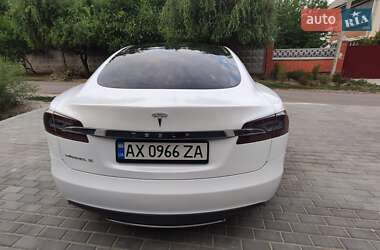 Ліфтбек Tesla Model S 2014 в Харкові