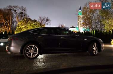 Tesla Model S 2015 Tesla Model S 2015