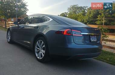 Лифтбек Tesla Model S 2014 в Киеве