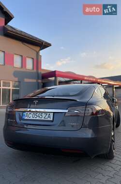 Седан Tesla Model S 2018 в Луцке