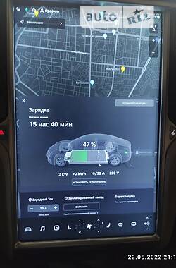 Седан Tesla Model S 2013 в Харкові