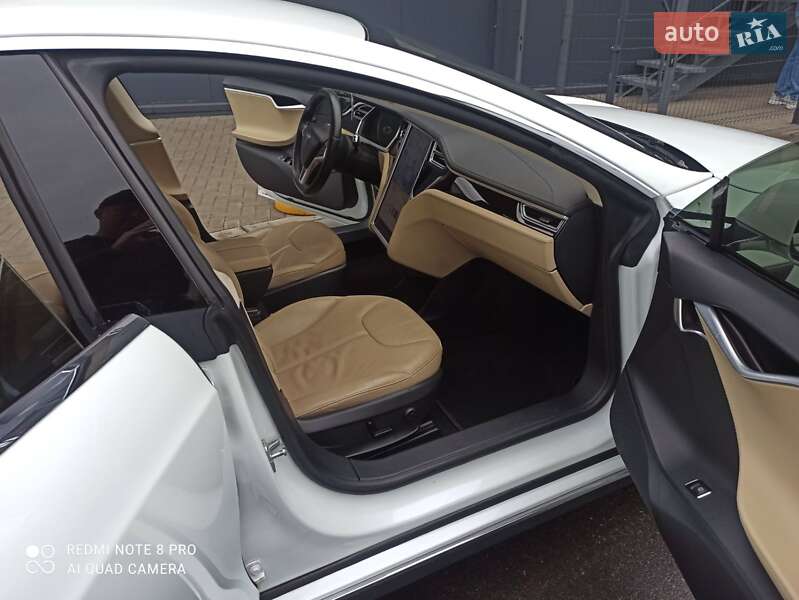 Лифтбек Tesla Model S 2013 в Хмельницком