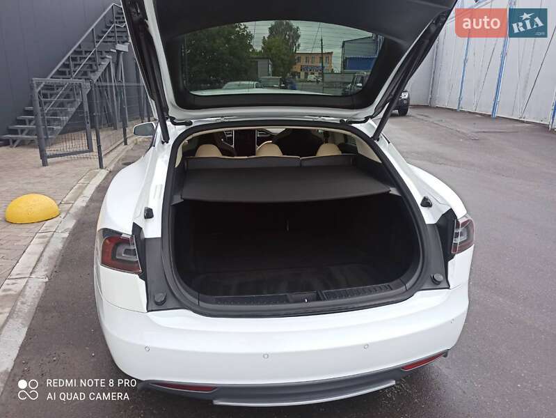 Лифтбек Tesla Model S 2013 в Хмельницком