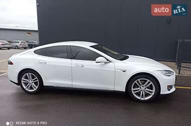 Лифтбек Tesla Model S 2013 в Хмельницком Лифтбек Tesla Model S 2013 в Хмельницком