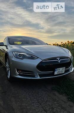 Tesla Model S 2014 Tesla Model S 2014