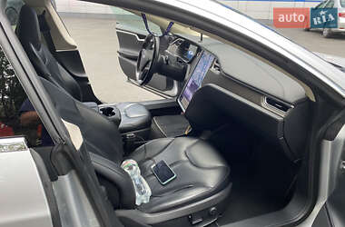 Хэтчбек Tesla Model S 2014 в Киеве