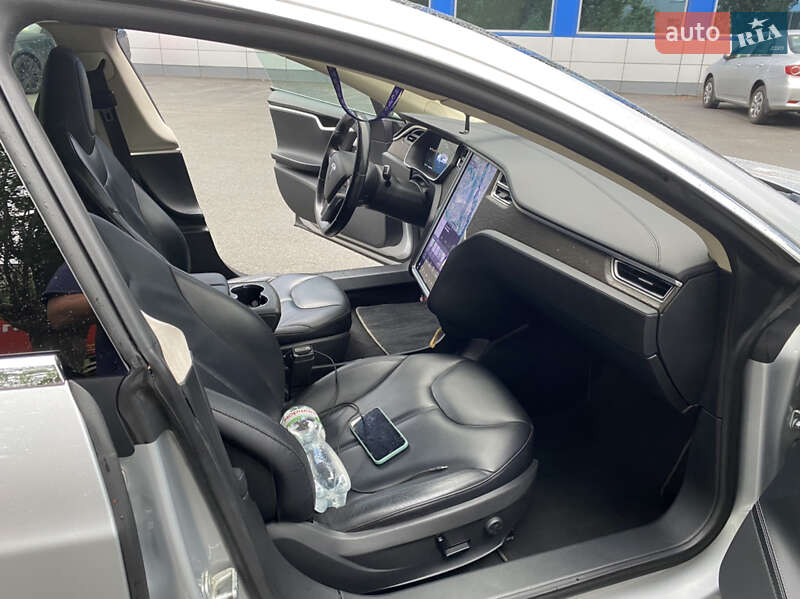 Хетчбек Tesla Model S 2014 в Києві