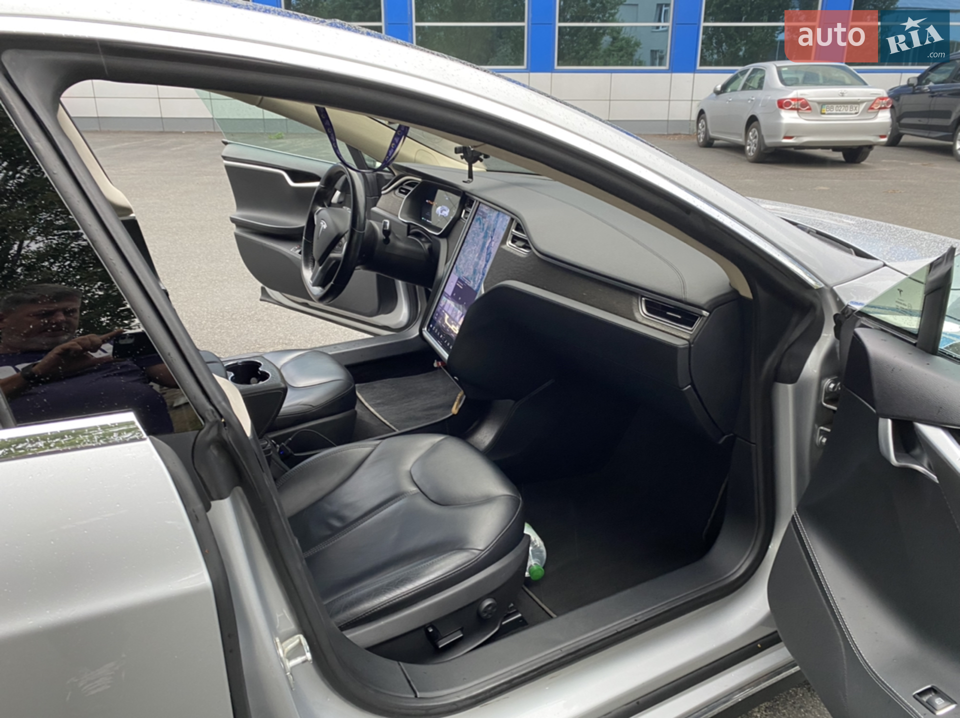 2014 Tesla Model S - мініатюра 27