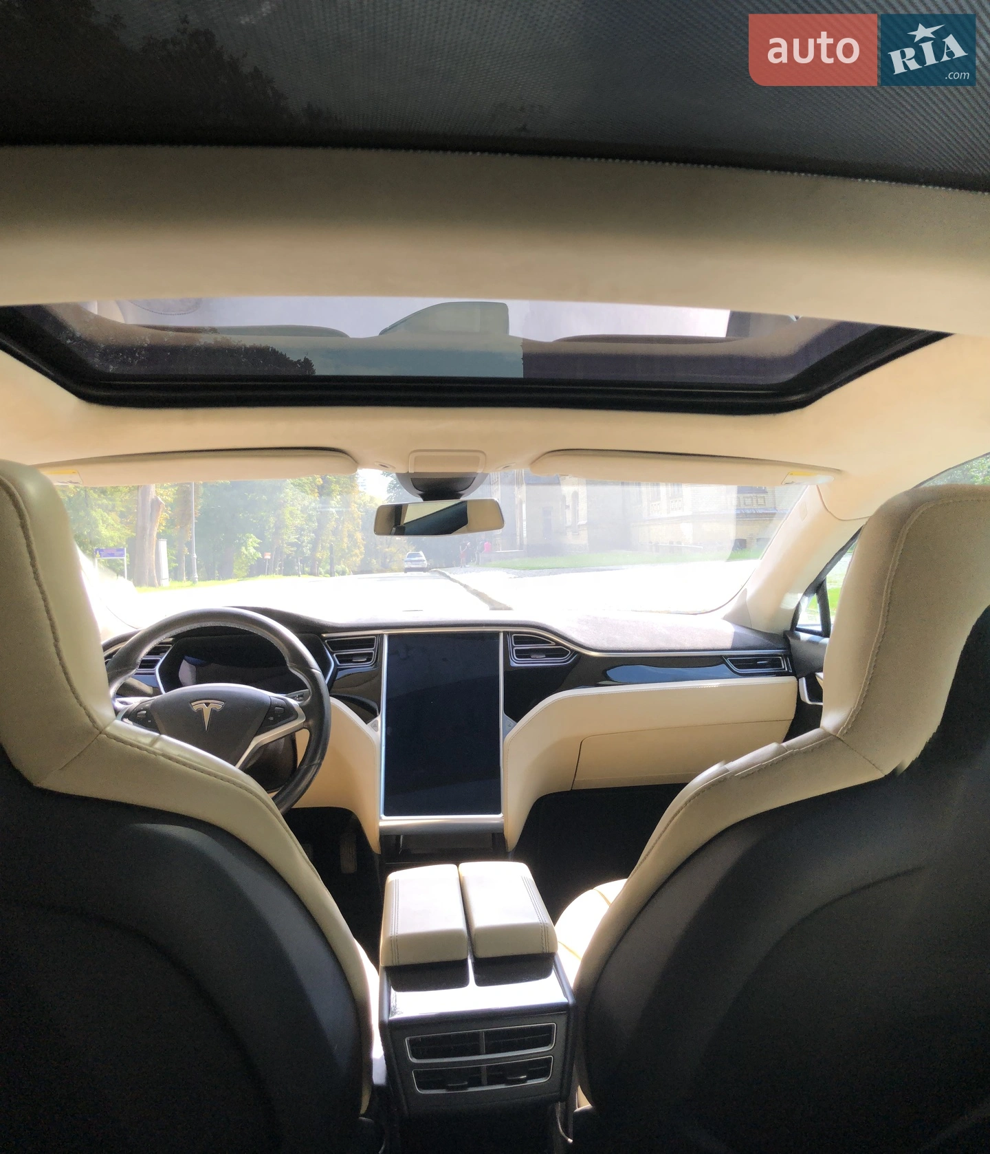 2015 Tesla Model S - мініатюра 15