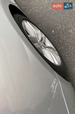 Хэтчбек Tesla Model S 2014 в Киеве