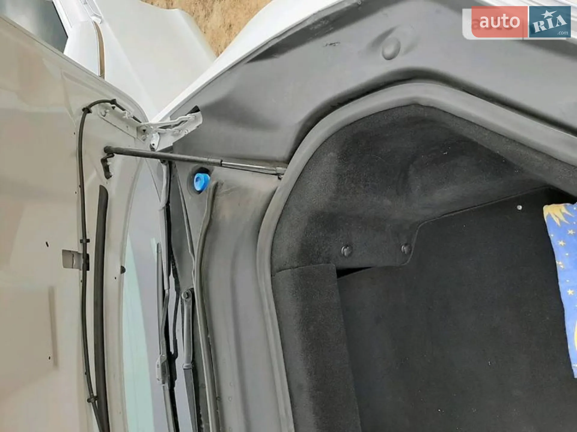 2014 Tesla Model S - мініатюра 3