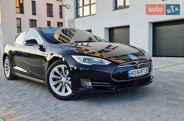 Tesla Model S 2014