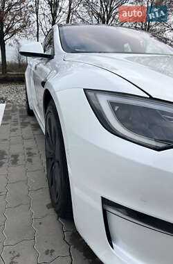 Лифтбек Tesla Model S 2022 в Киеве