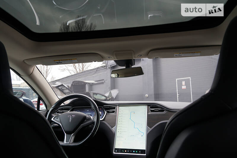 Лифтбек Tesla Model S 2013 в Киеве