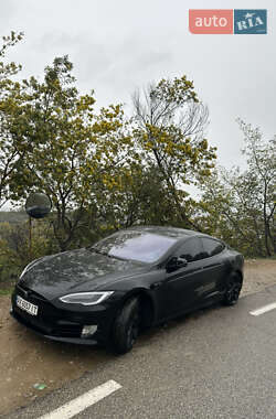 Лифтбек Tesla Model S 2015 в Харькове