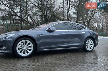 Ліфтбек Tesla Model S 2019 в Харкові