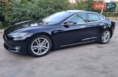 Tesla Model S 2013