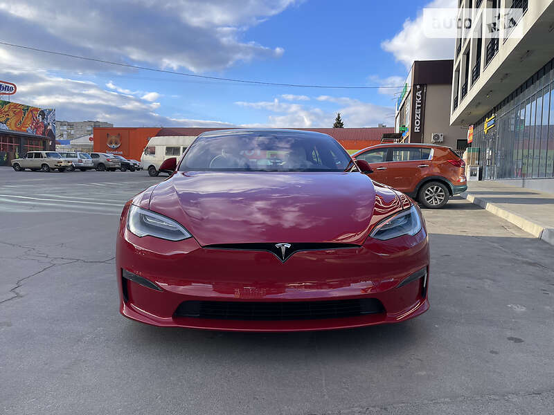 Лифтбек Tesla Model S 2021 в Умани