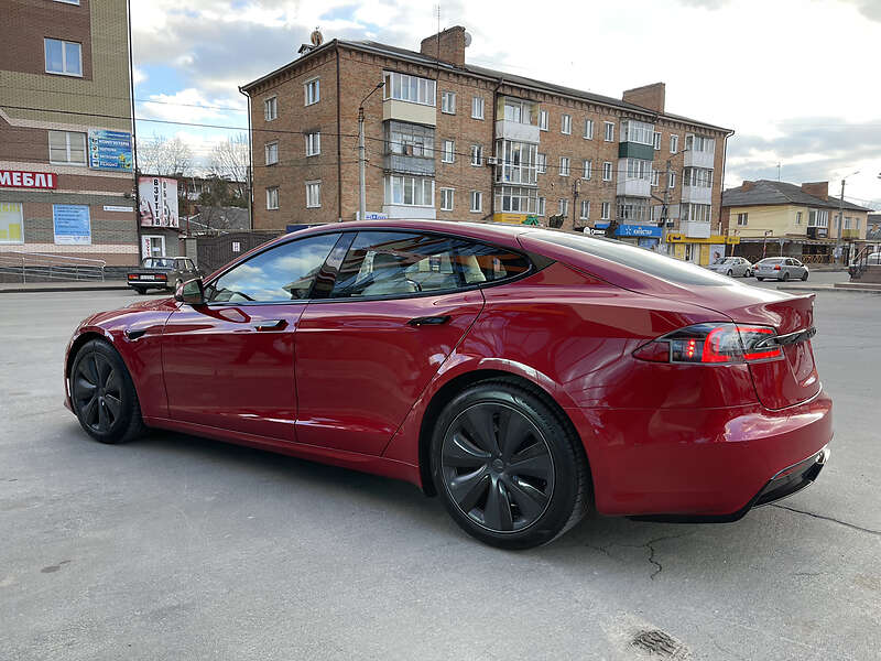 Лифтбек Tesla Model S 2021 в Умани