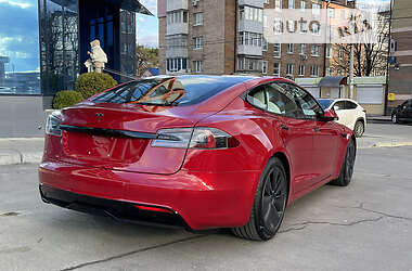 Лифтбек Tesla Model S 2021 в 