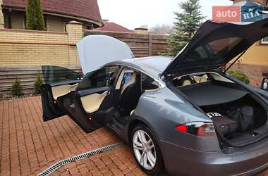 Лифтбек Tesla Model S 2013 в Харькове