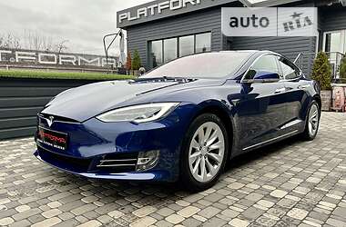 Tesla Model S 2019