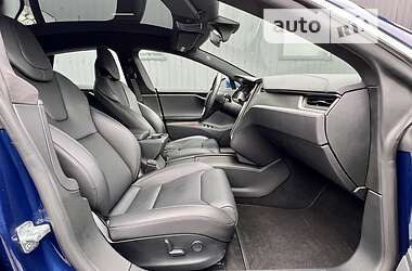 Лифтбек Tesla Model S 2019 в 
