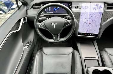 Лифтбек Tesla Model S 2019 в Киеве