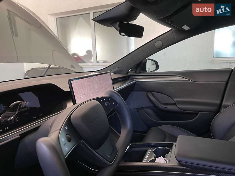 Ліфтбек Tesla Model S 2021 в Львові