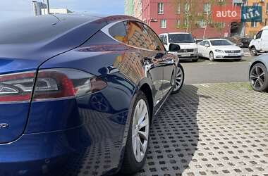 Лифтбек Tesla Model S 2016 в 