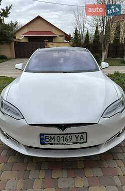 Ліфтбек Tesla Model S 2017 в 