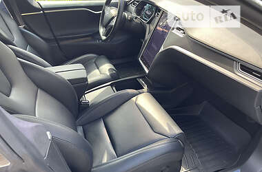 Ліфтбек Tesla Model S 2017 в 