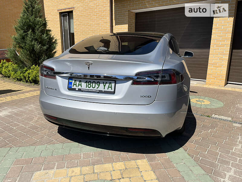 Лифтбек Tesla Model S 2017 в Запорожье фото 2 Лифтбек Tesla Model S 2017 в Запорожье