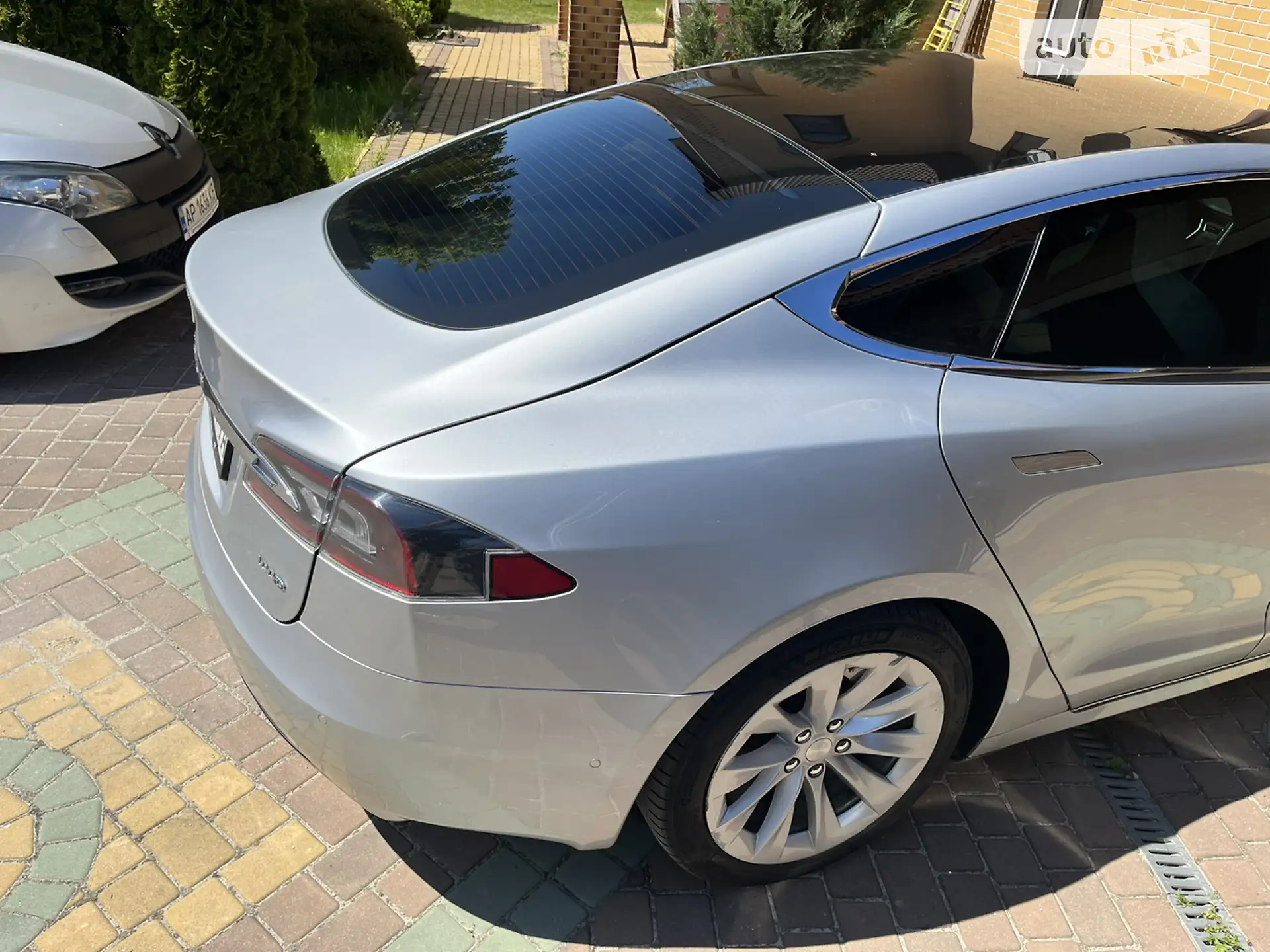 2017 Tesla Model S - мініатюра 3