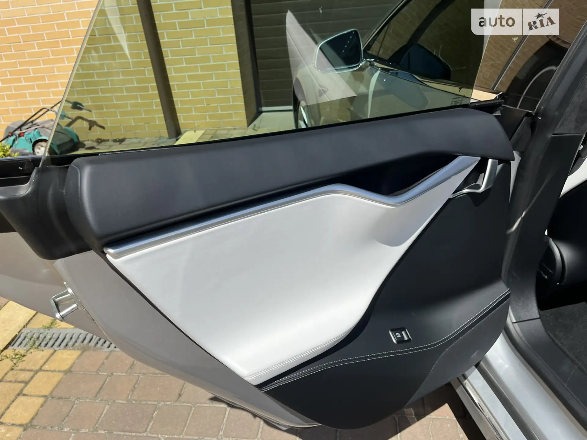 2017 Tesla Model S - мініатюра 17