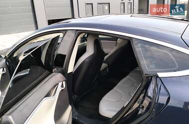 Ліфтбек Tesla Model S 2013 в Львові