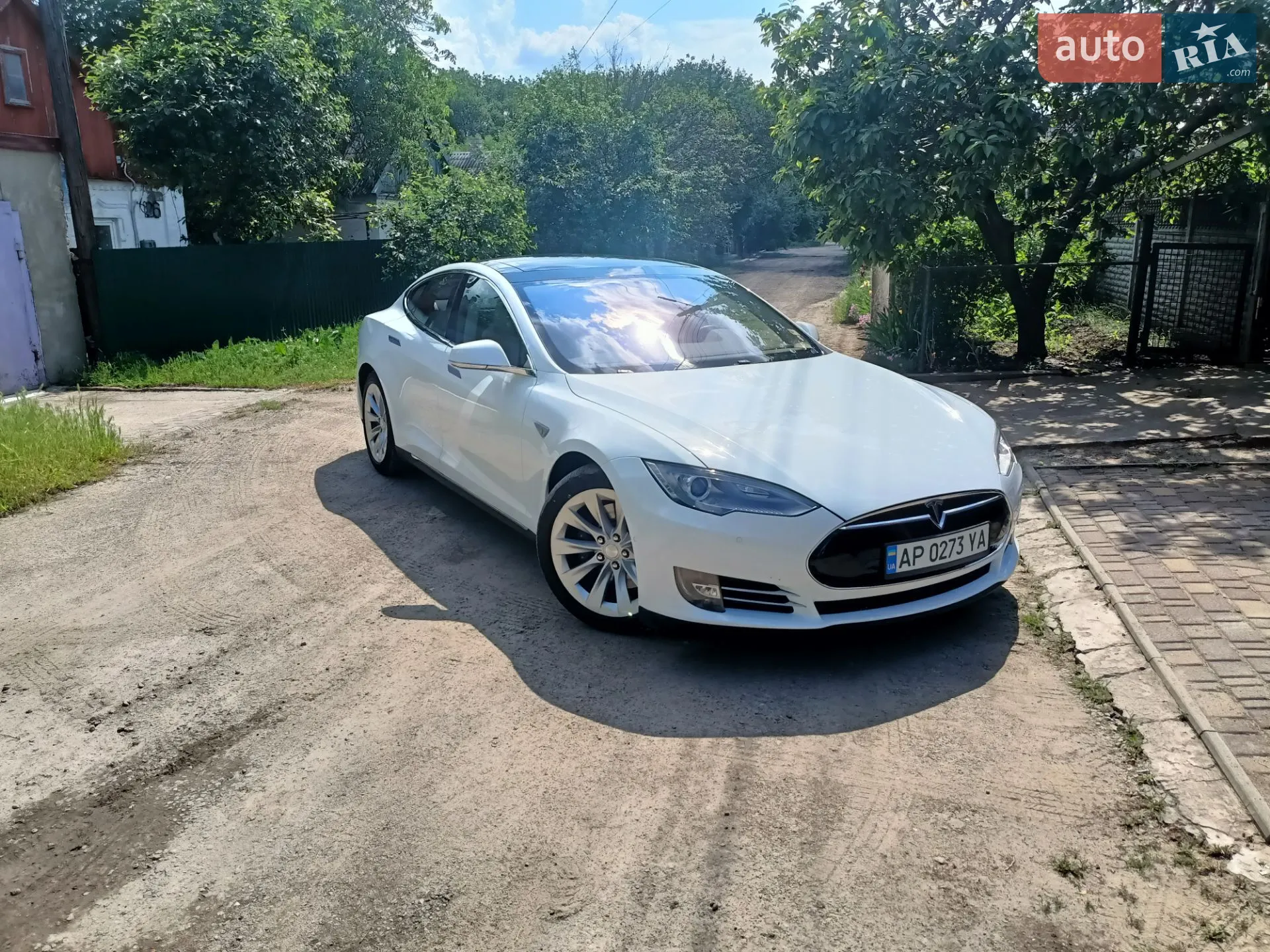 2016 Tesla Model S - мініатюра 3