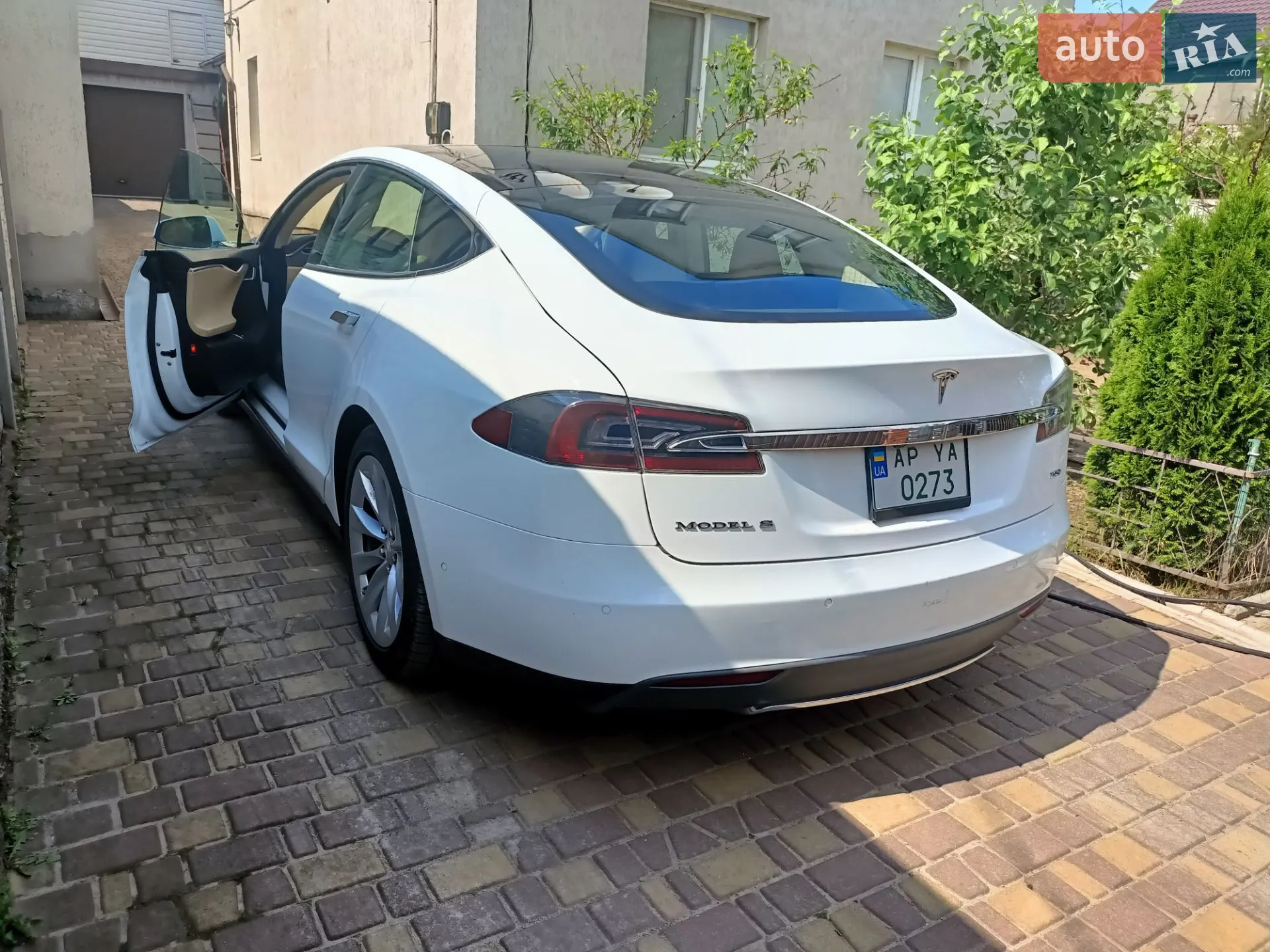 2016 Tesla Model S - мініатюра 13