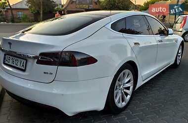 Лифтбек Tesla Model S 2016 в Виннице