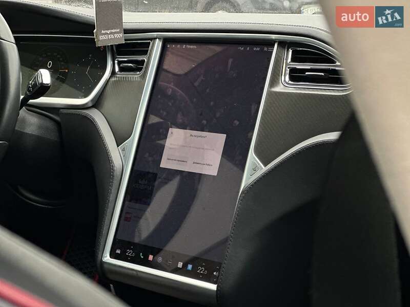 Ліфтбек Tesla Model S 2013 в Києві