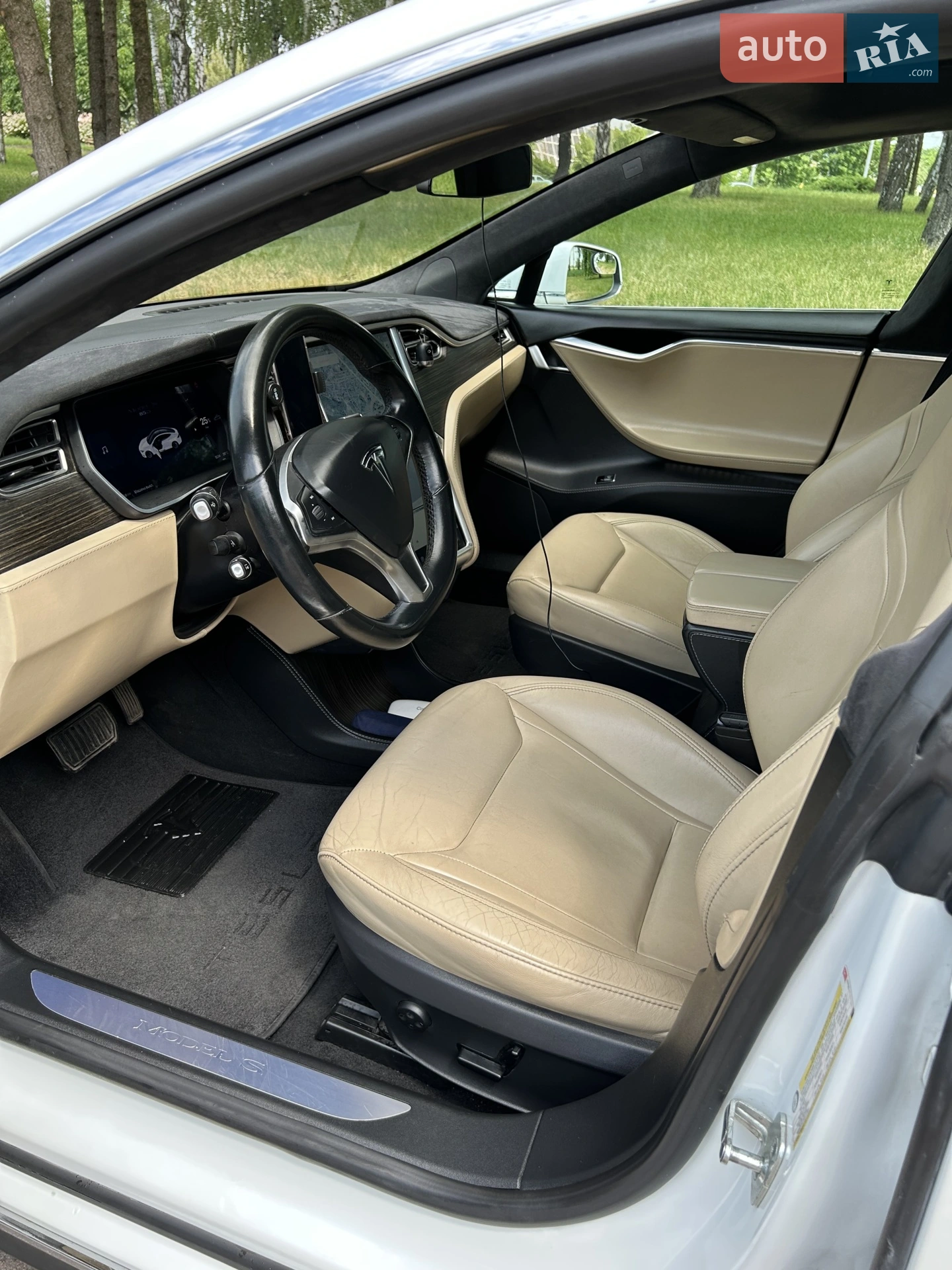 2015 Tesla Model S - мініатюра 9