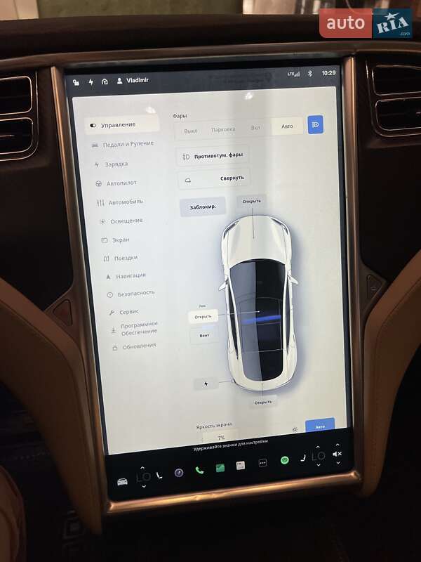 Лифтбек Tesla Model S 2015 в Запорожье