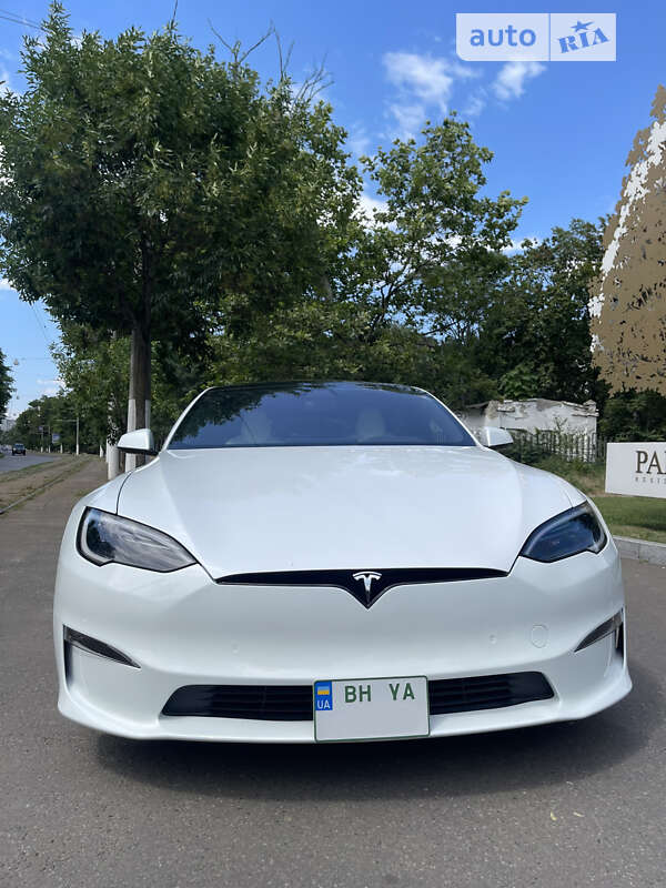 Лифтбек Tesla Model S 2022 в Одессе