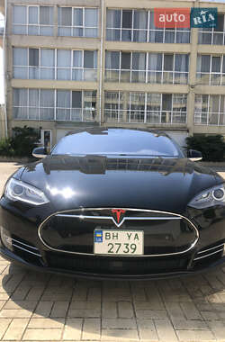 Ліфтбек Tesla Model S 2015 в 