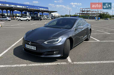 Tesla Model S 2018