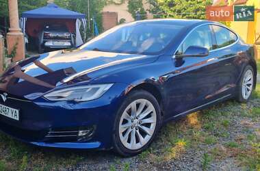 Лифтбек Tesla Model S 2018 в Харькове