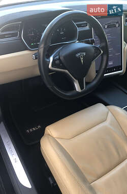 Ліфтбек Tesla Model S 2017 в 