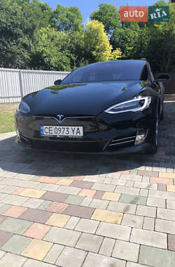 Лифтбек Tesla Model S 2017 в Хмельницком